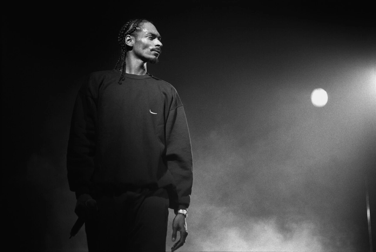 Snoop Dogg on stage, 1998